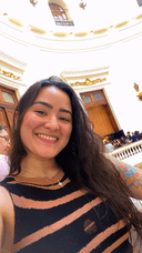 Ana Beatriz Oliveira